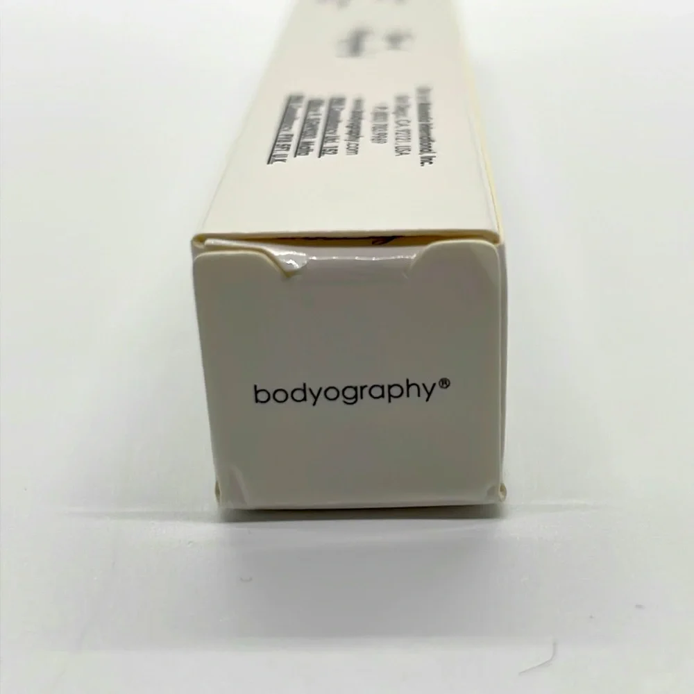 Bodyography Eye Pencil - Water-Resistant Vegan Eyeliner - Smokey Look (bronze) - Picture 5 of 8